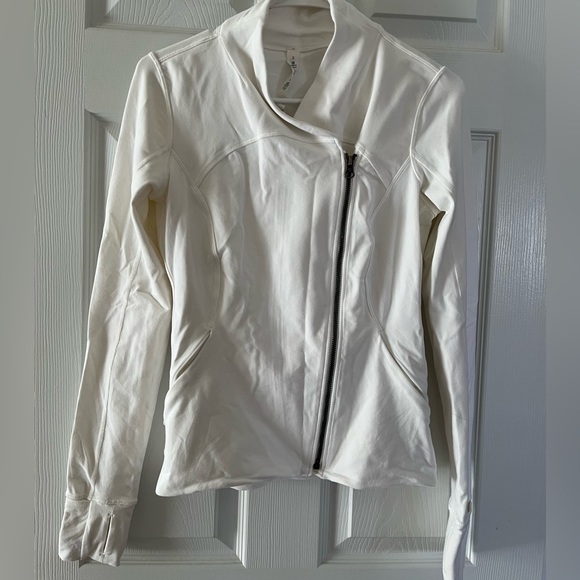Lululemon jacket - Picture 1 of 4